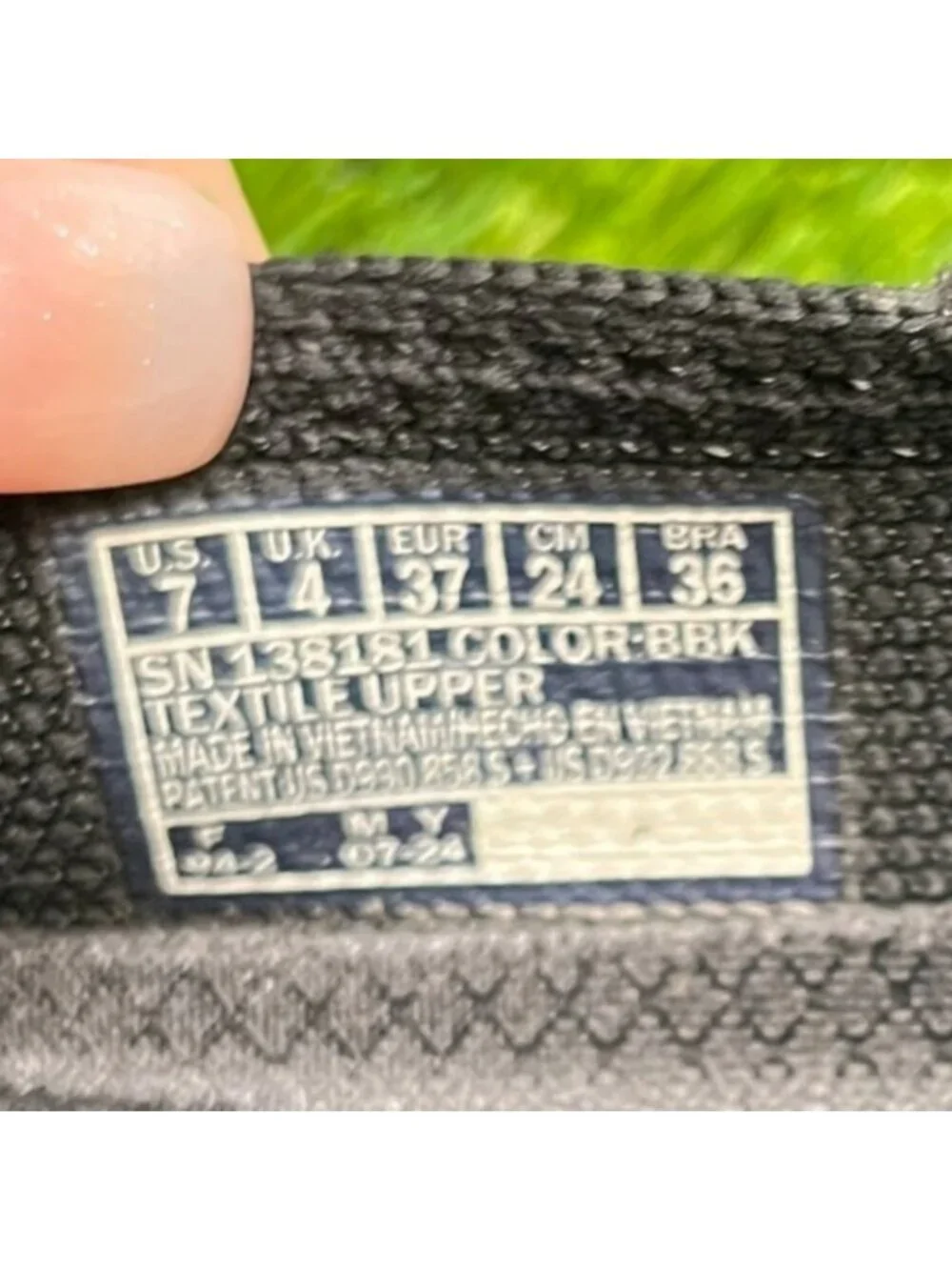 SKECHERS please review